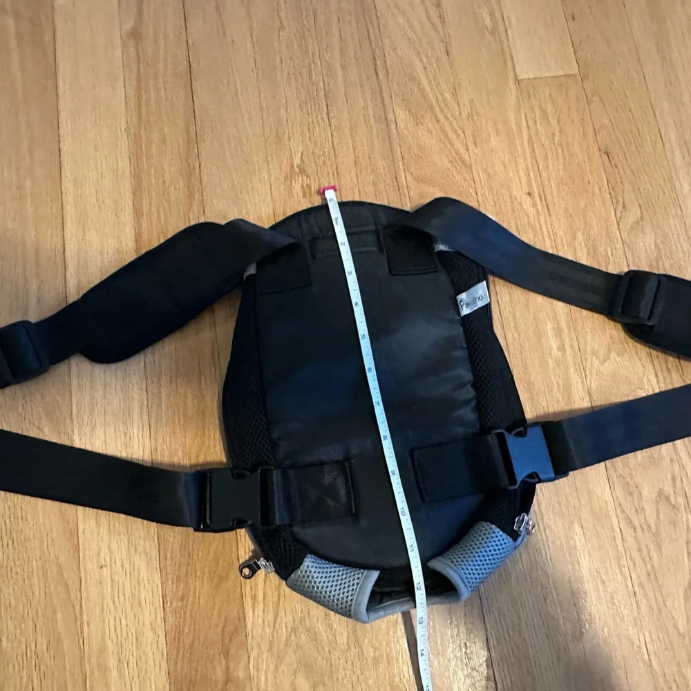 NWOT Pawaboo Pet Carrier Backpack, Adjustable Pet Front Cat Dog Carrier Small